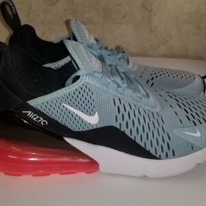 Women's Nike Air Max 270